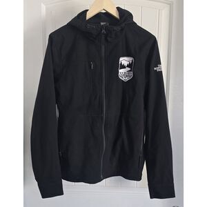 The North Face Men's Black Jacket with Hood / No Liner / Forest Patch / sz S